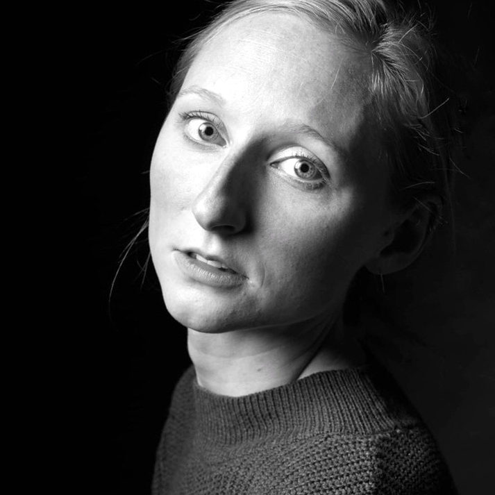 Anna Warfield